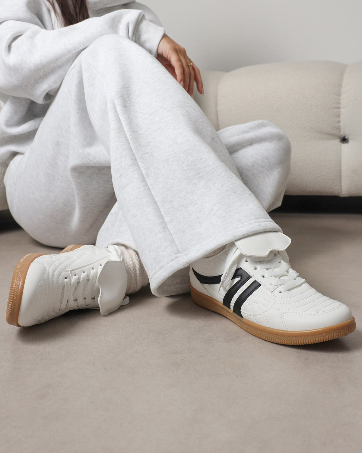 Harri White Trainers
