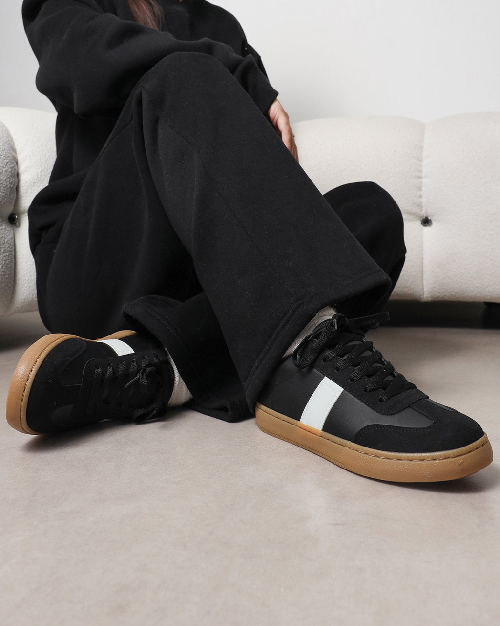Siesta Black Trainers